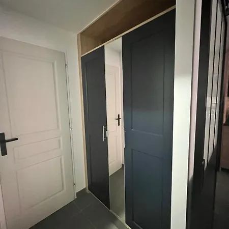Cosy Pour 2 Personnes A דירה