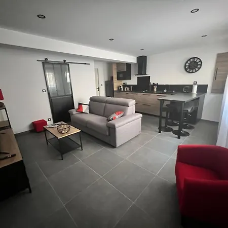 Cosy Pour 2 Personnes A *